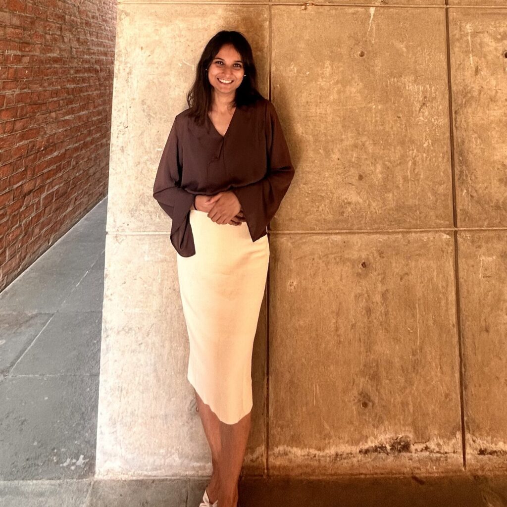 manokatha Home rutvija